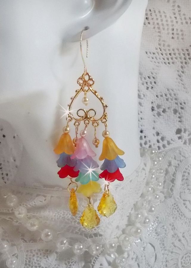 BO Flores de Jardim com cristais Swarovski e flores Lucite em diferentes cores