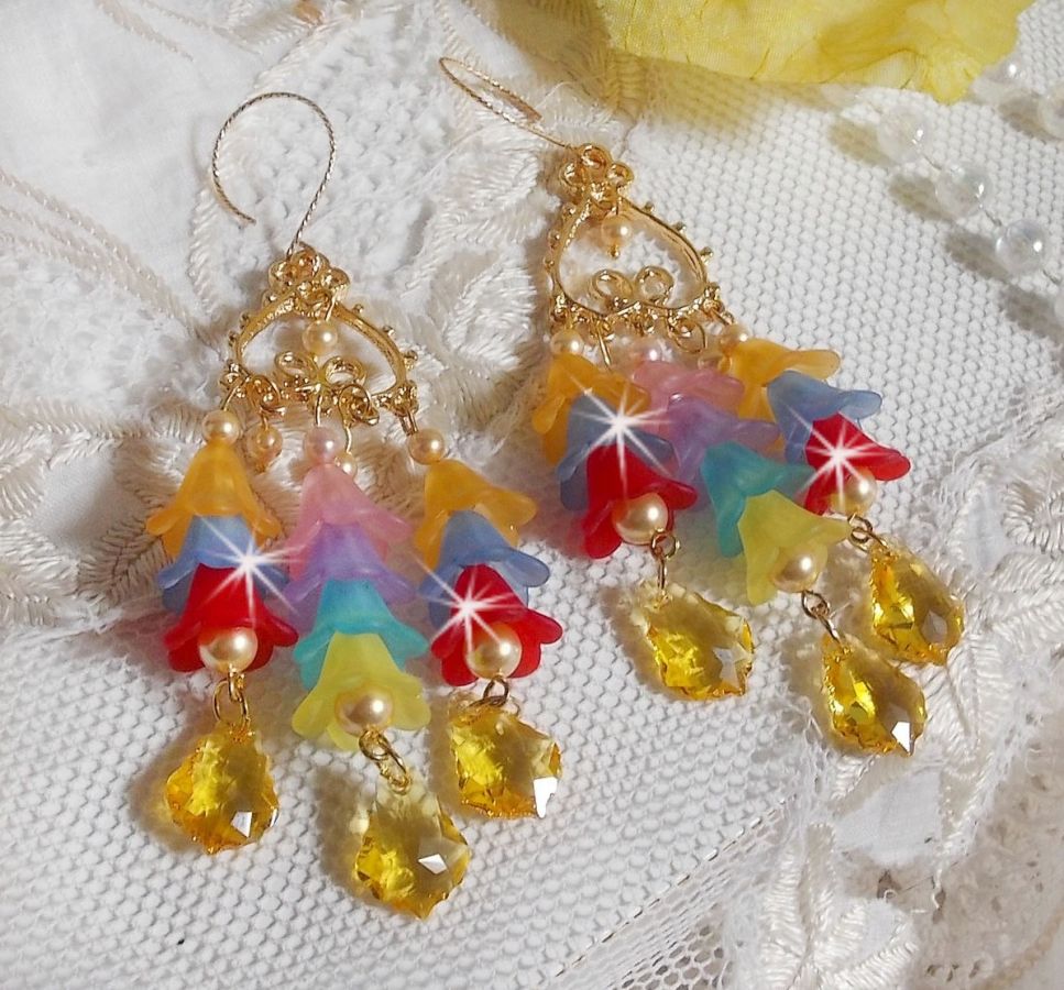 BO Flores de Jardim com cristais Swarovski e flores Lucite em diferentes cores