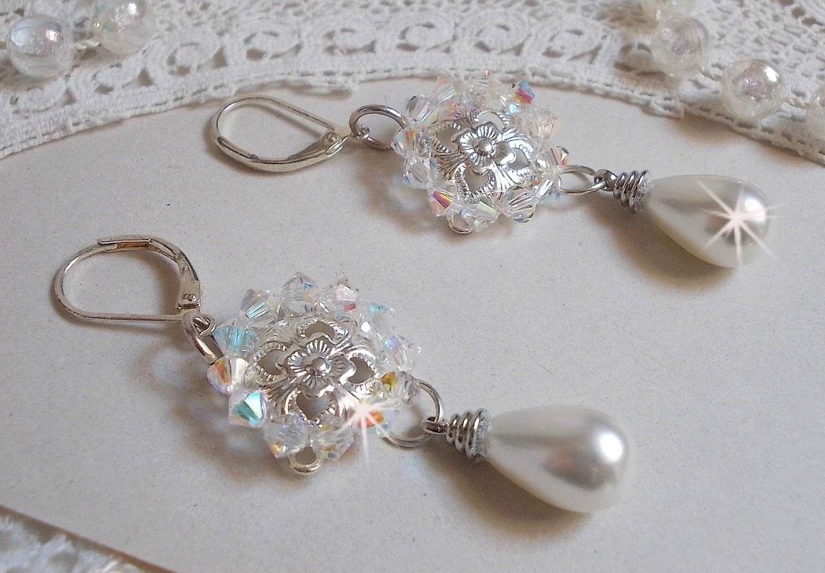 BO Gouttelettes Givrées com cristais Swarovski e pérolas brancas de Maiorca