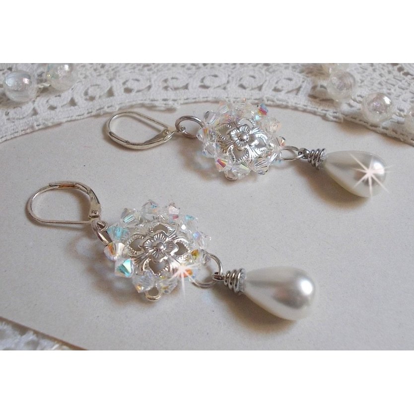 BO Gouttelettes Givrées com cristais Swarovski e pérolas brancas de Maiorca