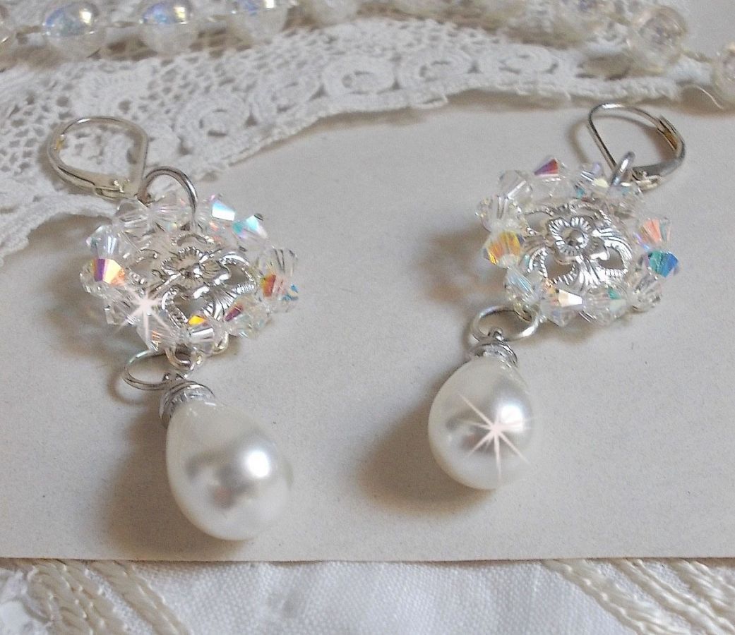 BO Gouttelettes Givrées com cristais Swarovski e pérolas brancas de Maiorca