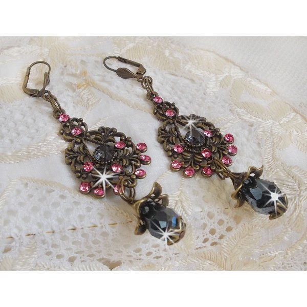 BO Colec&ccedil;&atilde;o Irresist&iacute;vel do Amor com cristais Swarovski montados em casti&ccedil;ais de filigrana de bronze