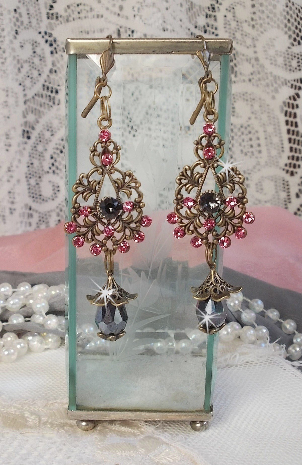 BO Colec&ccedil;&atilde;o Irresist&iacute;vel do Amor com cristais Swarovski montados em casti&ccedil;ais de filigrana de bronze