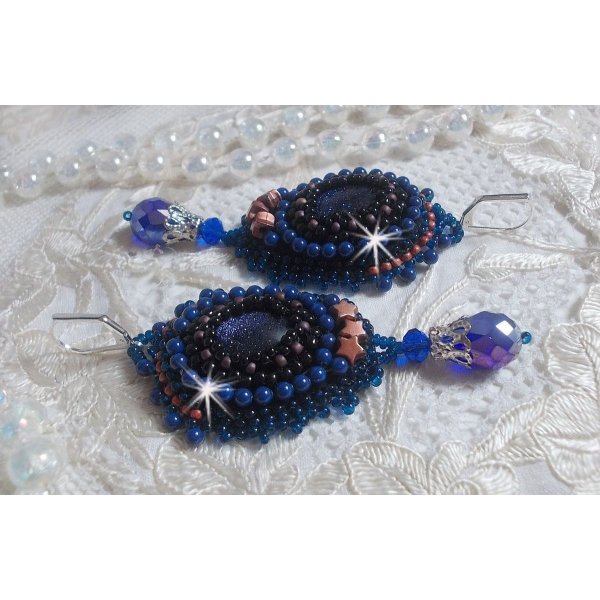 BO Maldivas bordadas com cabochões de resina brilhante, contas Swarovski redondas peroladas e contas de sementes Miyuki