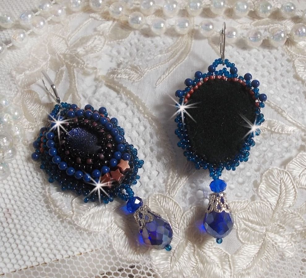 BO Maldivas bordadas com cabochões de resina brilhante, contas Swarovski redondas peroladas e contas de sementes Miyuki