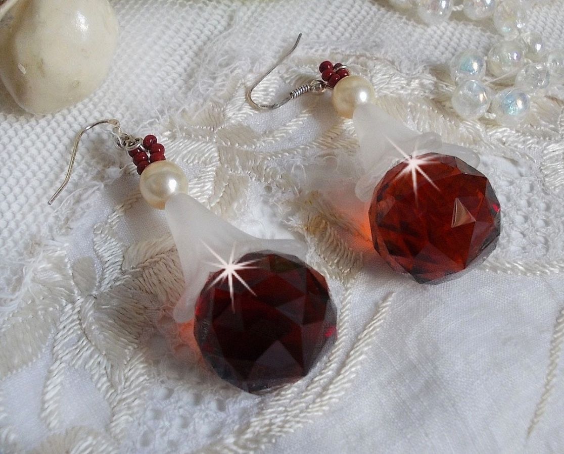 BO Marielle com cristais Swarovski e bolas de cristal boémio multifacetado