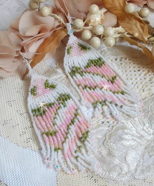 BO Matin Lumineux com contas de sementes japonesas e cristais Swarovski