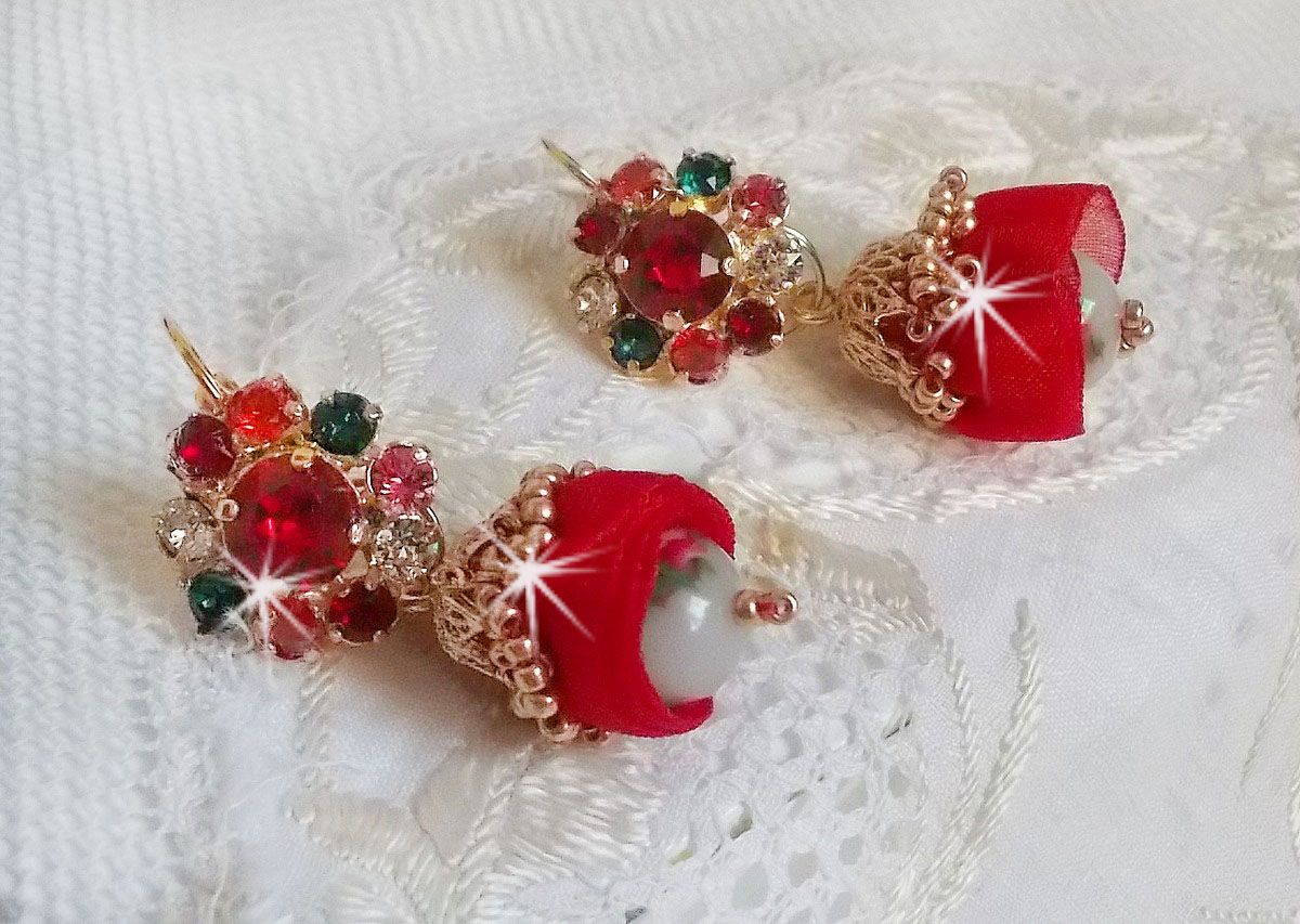 BO Mia bordado com cristais Swarovski, pedras de zircónio laranja, contas Fimo e contas de sementes