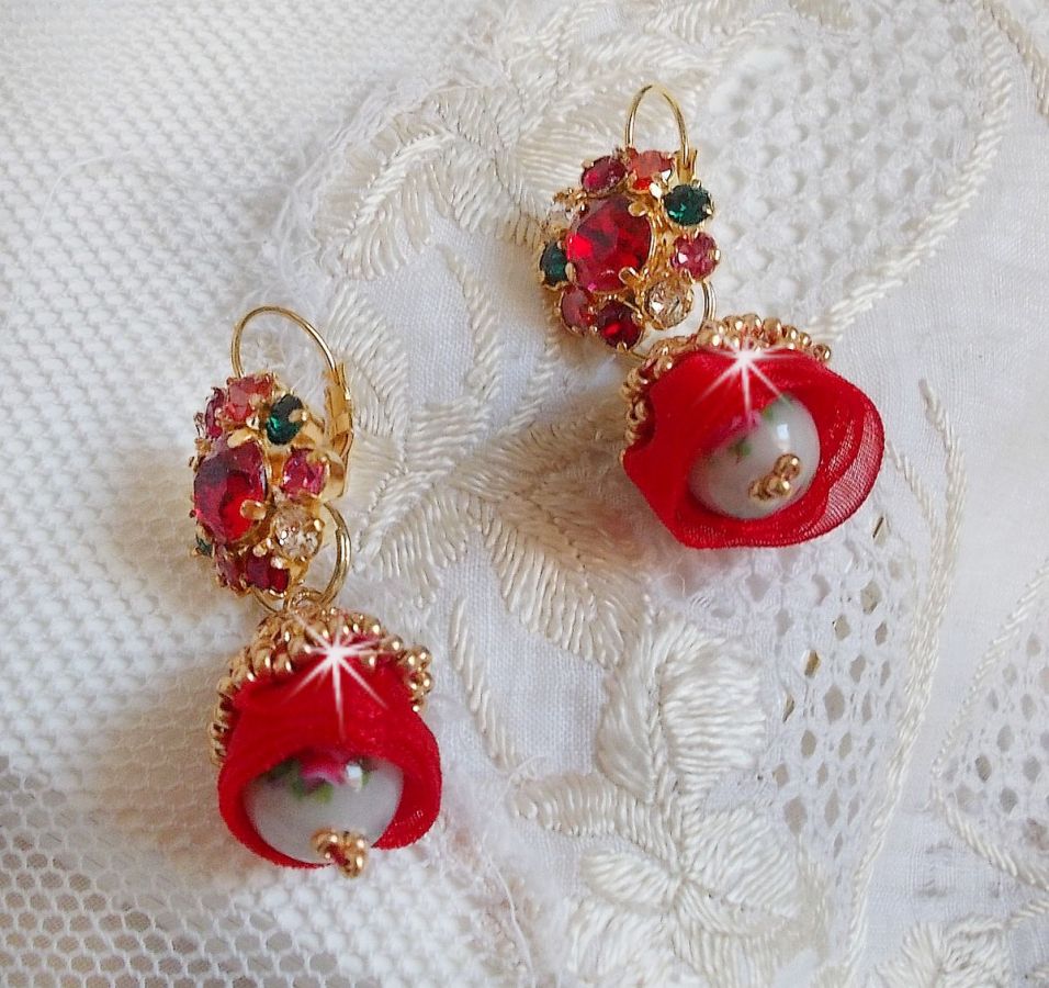 BO Mia bordado com cristais Swarovski, pedras de zircónio laranja, contas Fimo e contas de sementes