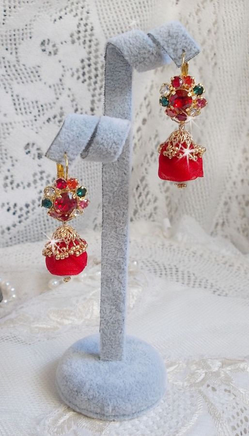 BO Mia bordado com cristais Swarovski, pedras de zircónio laranja, contas Fimo e contas de sementes