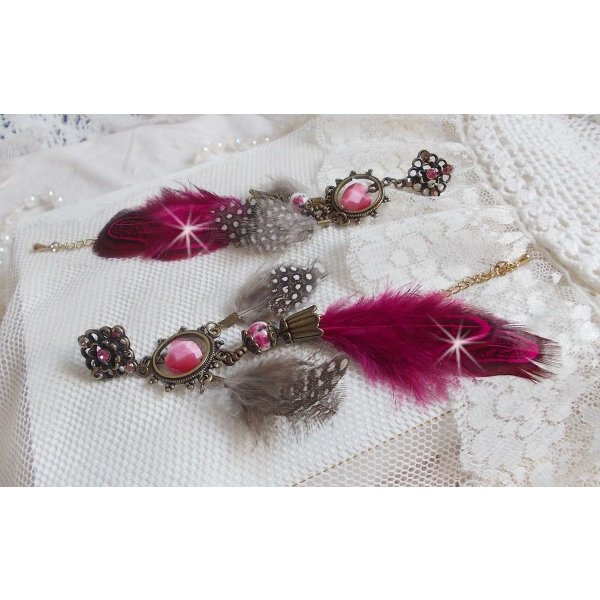 Navajo Fuchsia e Brown BO com contas de vidro, cristais Swarovski e plumas