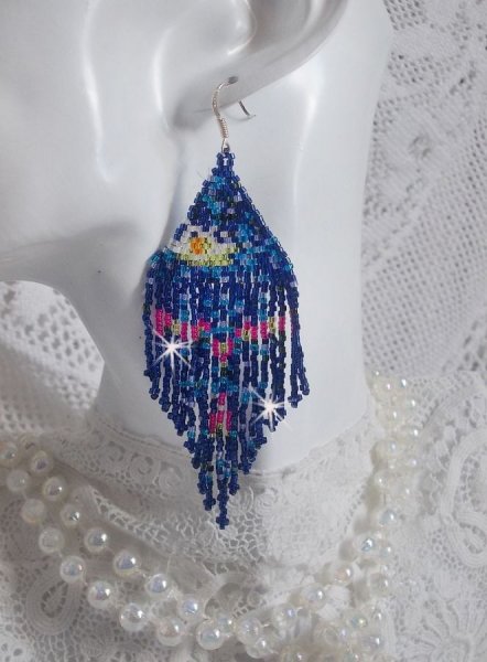 BO L&iacute;rios de &aacute;gua criados com mudas Miyuki e Toho em azul, rosa, branco, amarelo, laranja e verde