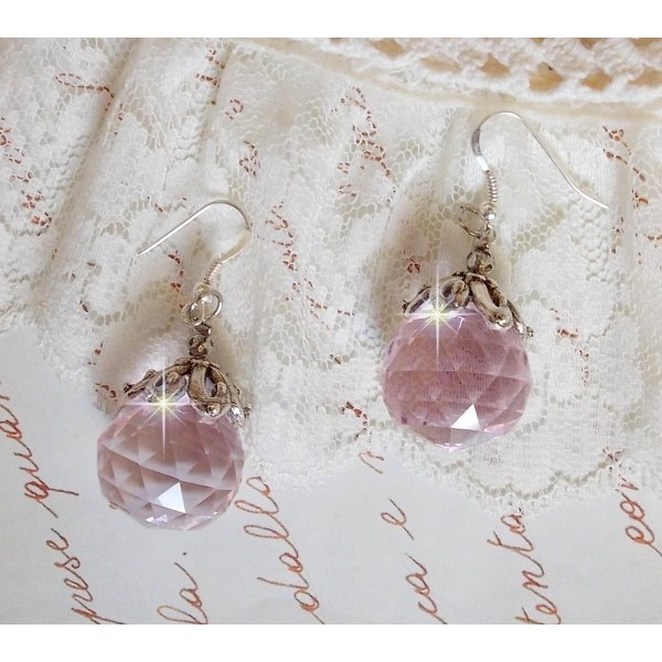 BO Rose Iris&eacute;e com bolas de cristal Swarovski e ganchos de orelha de prata 925/1000