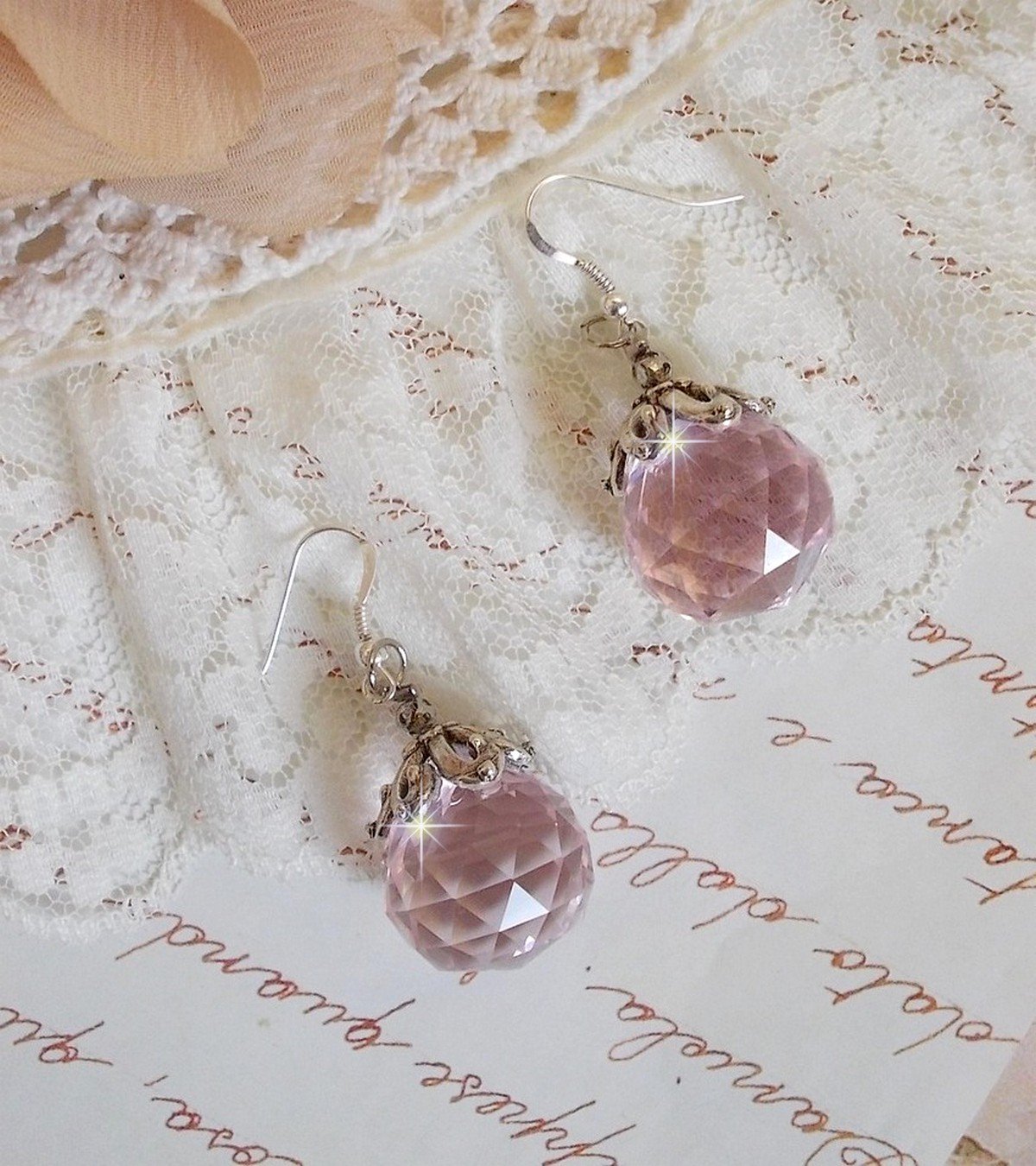 BO Rose Irisée com bolas de cristal Swarovski e ganchos de orelha de prata 925/1000