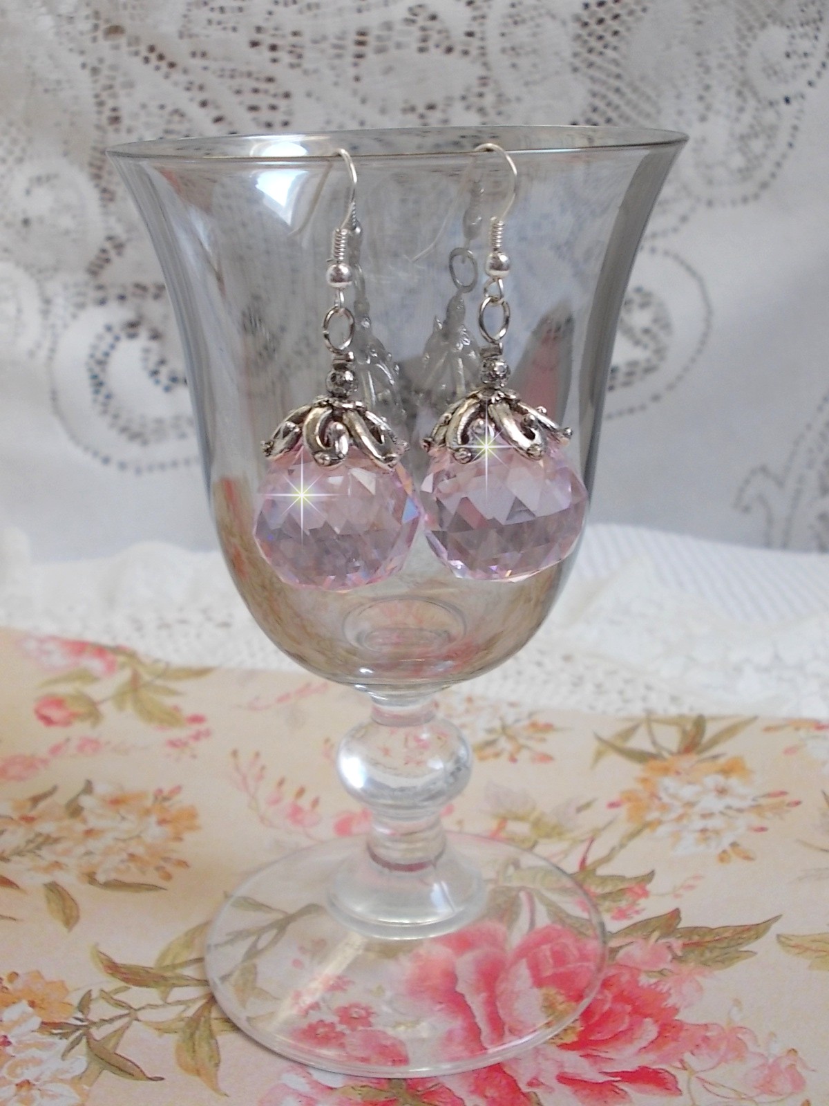 BO Rose Irisée com bolas de cristal Swarovski e ganchos de orelha de prata 925/1000