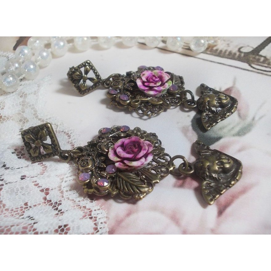 BO Secrets des Angelots criados com rosas de resina, quadros de Angelot, gravuras e cristais