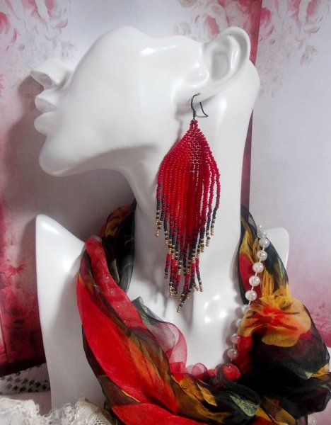 BO Red Swirls criados com contas de qualidade e ganchos de lat&atilde;o preto