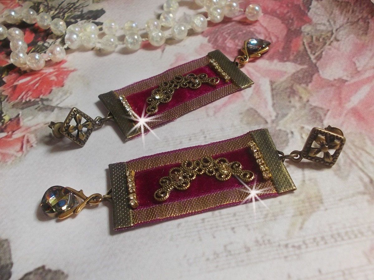 Vintage Arabesque BO criado com tranças de Bordeaux, cristais Swarovski e belos acessórios 