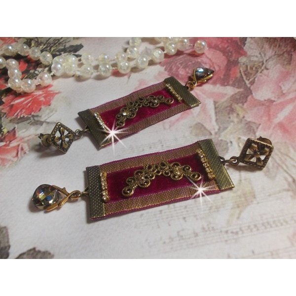 Vintage Arabesque BO criado com tran&ccedil;as de Bordeaux, cristais Swarovski e belos acess&oacute;rios 