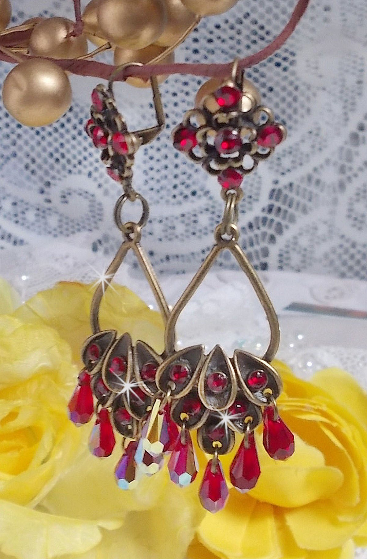 BO Irresistível Colecção Ruby montada em castiçais com cristais Swarovski