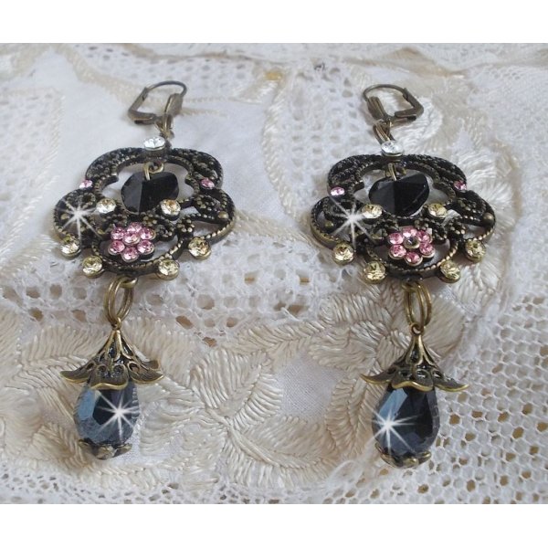 BO Colec&ccedil;&atilde;o Paix&atilde;o Irresist&iacute;vel montada com cristais Swarovski em casti&ccedil;ais de filigrana de bronze