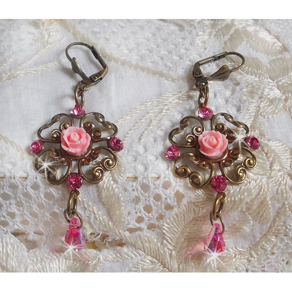 BO Irresist&iacute;vel Colec&ccedil;&atilde;o Eden com estes cristais Swarovski montados em casti&ccedil;ais de bronze