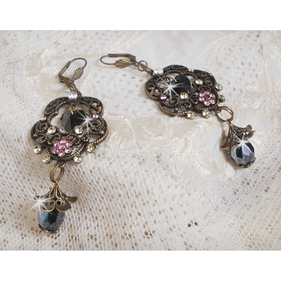 BO Colecção Paixão Irresistível montada com cristais Swarovski em castiçais de filigrana de bronze