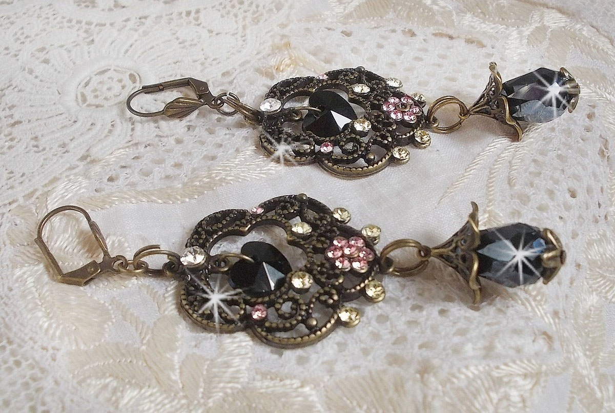 BO Colecção Paixão Irresistível montada com cristais Swarovski em castiçais de filigrana de bronze