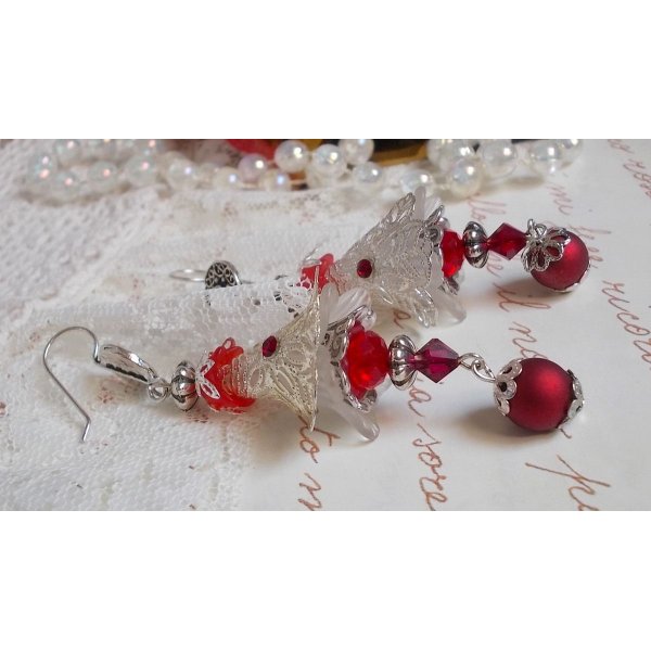 BO Tendre Rouge com cristais Swarovski, missangas redondas facetadas e ganchos de orelha de prata 925/1000