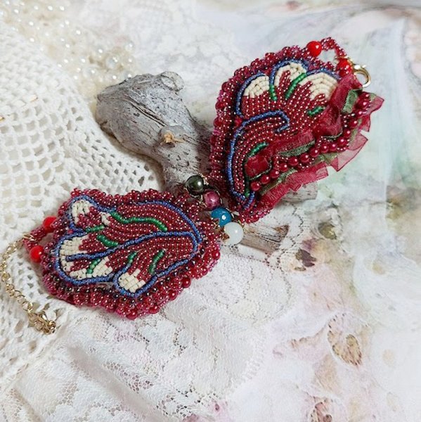 Pulseira de Outono encantadora bordada com cristais Swarovski, contas redondas de resina perolada, rendas e contas de sementes