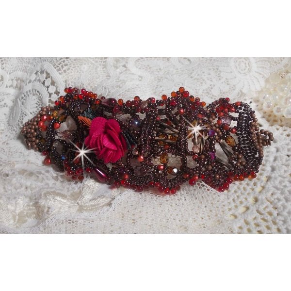Belle Hélène bracelete em contas de sementes, flor de tecido, contas de pedra preciosa (calcita amarela/branca) e contas de sementes
