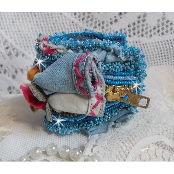 Pulseira Far West bordada com tecido de ganga, contas de pedra preciosa: Sodalite, Agatha, contas de cer&acirc;mica, contas de vidro da Bo&eacute;mia e contas de sementes