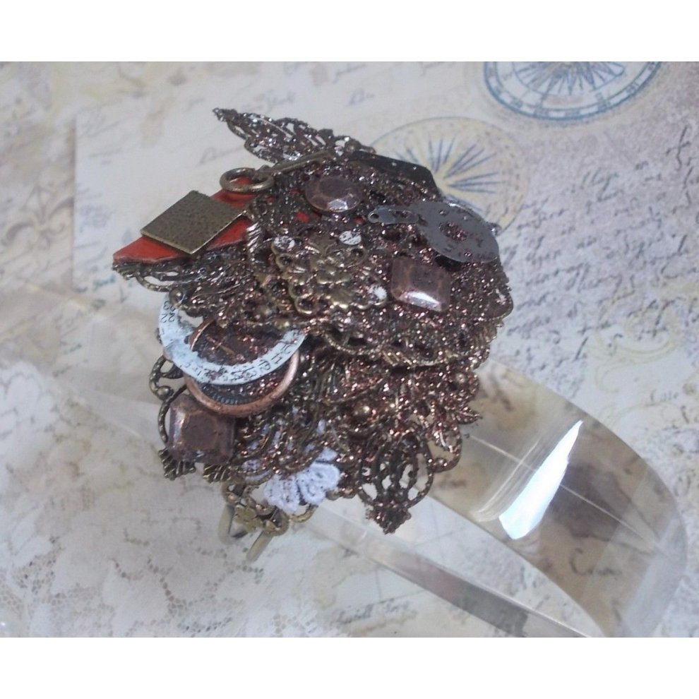 Pulseira Navigating Shadow criada com couro de conhaque, flor de tecido, Bronze, Cobre, Acessórios pretos com encanto