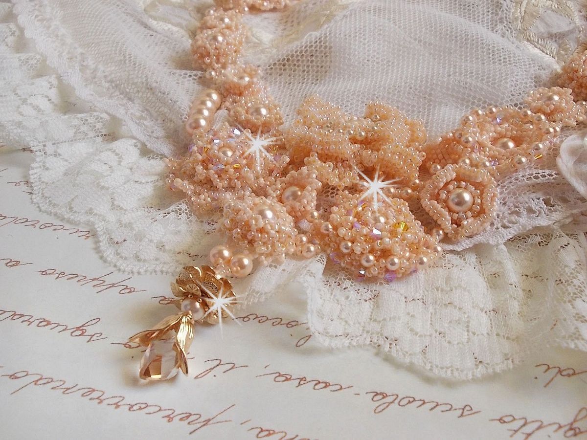 Colar Idylle Beauté Haute-Couture, nada mais que pérolas Swarovski e pérolas de sementes 