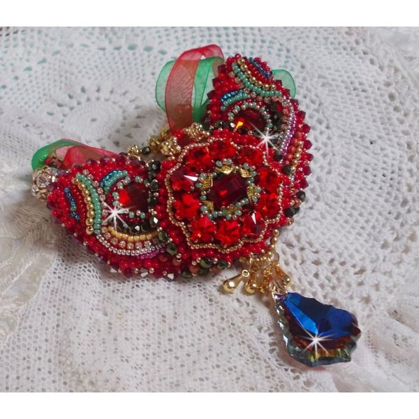 Colar Mia Haute-Couture Barroco/Vintage bordado com cristais Swarovski, banhado a ouro, contas de v&aacute;rias qualidades