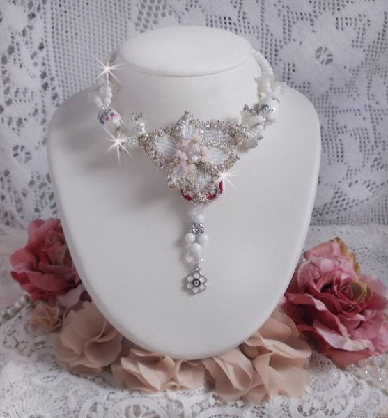 Collier Nuit Etoil&eacute; avec des perles semi-pr&eacute;cieuses et Cristaux de Swarovski