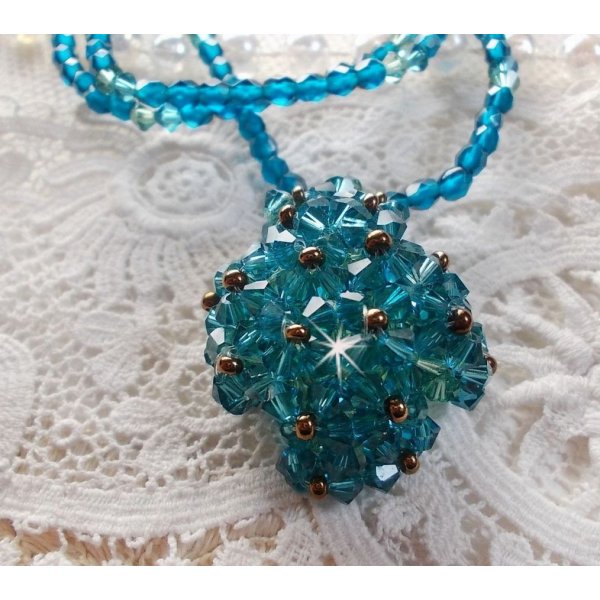 Colar pingente de esmeralda com gira-discos de cristal Swarovski e facetas