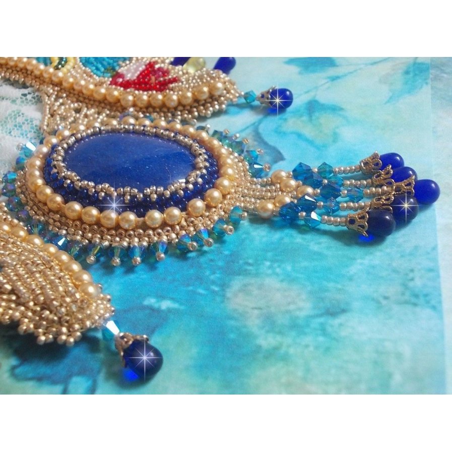 Colar Haute-Couture Blue Gold Butterfly Colar bordado com pedras preciosas, cristais, contas de vidro e contas de sementes