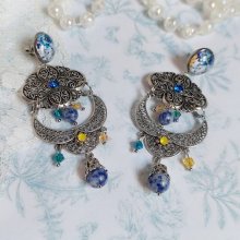 BO Il Etait une Fois créées avec médaillon métal et laiton, cabochons verres et perles cristal Swarovski 