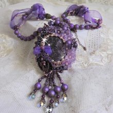 Colar Chinês Pingente de Pedra Púrpura com Pedras Sugilite