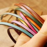 Pulseira de punho numa escolha de 4 peles