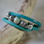 Pulseira de couro e pérolas para mulheres, verde turquesa, para ser personalizada 