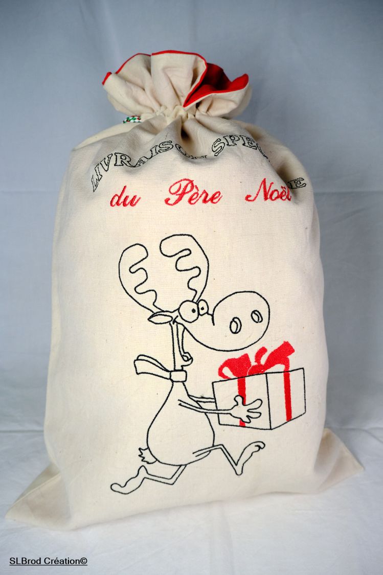 Coelhinho de Natal com Presente Vermelho de tamanho grande