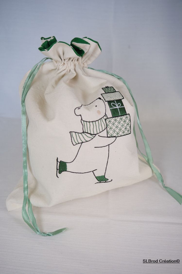Ursinho de peluche de Natal patinador verde de tamanho médio