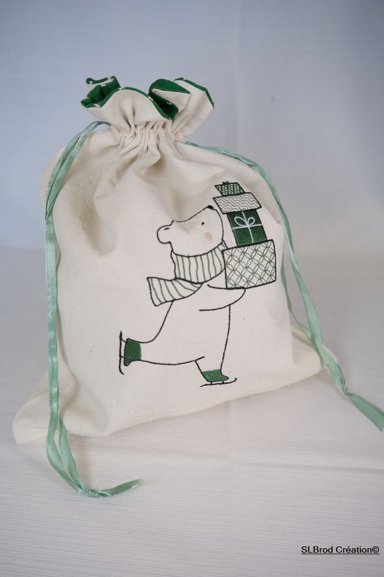 Ursinho de peluche de Natal patinador verde de tamanho médio