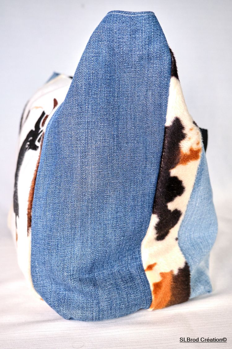 Saco com padrão de vaca
