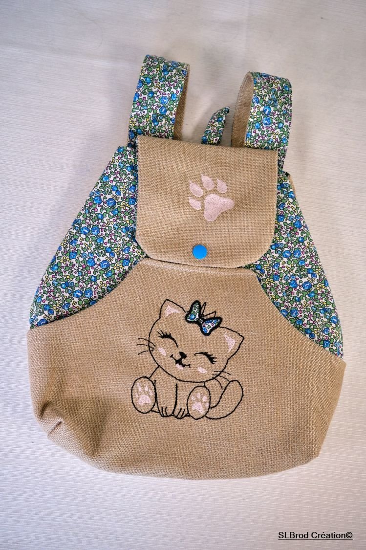 Mochila de criança bordada, gatinho personalizável