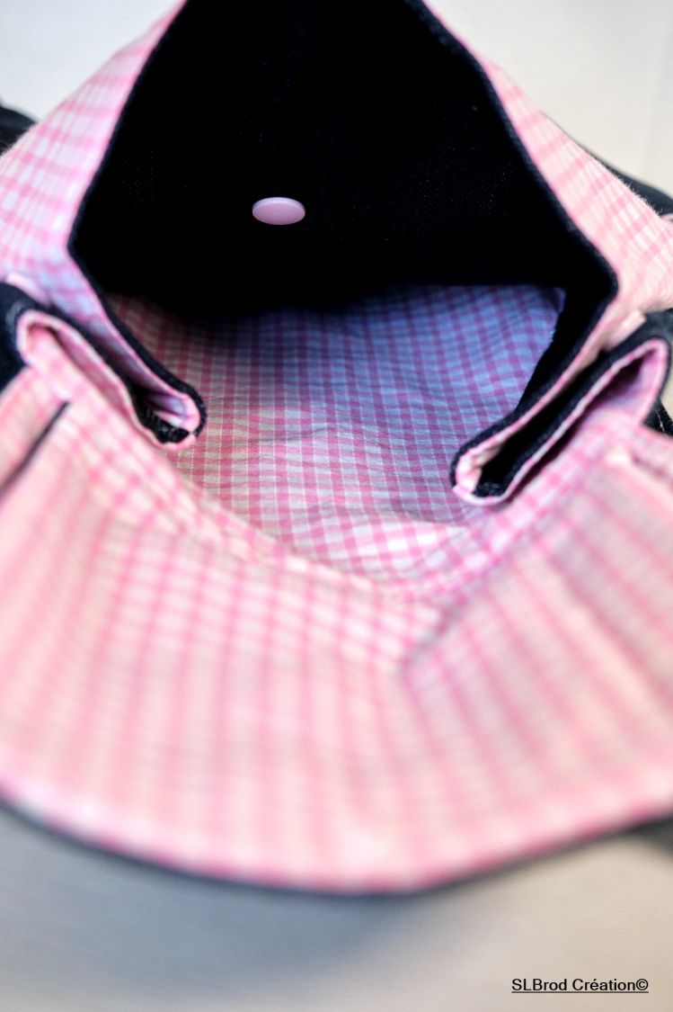Mochila de criança bordada com chapéu rosa, personalizável