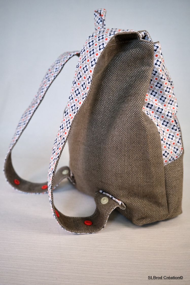 Mochila de criança bordada com lenço de coelho vermelho para personalizar