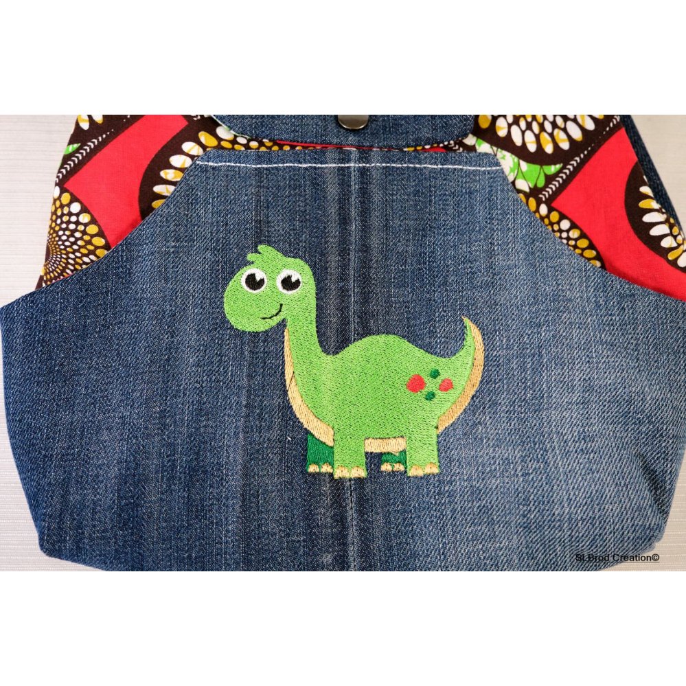 Mochila de criança bordada com dinossauro e cera para ser personalizada com o seu nome